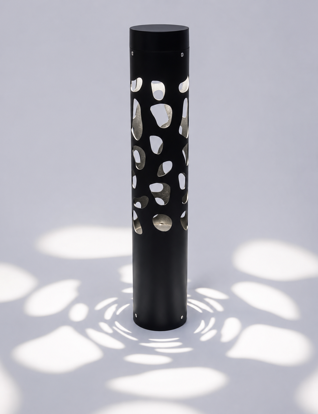 DL11458 Bollard Light (Pierced Round Column, Clear Glass)