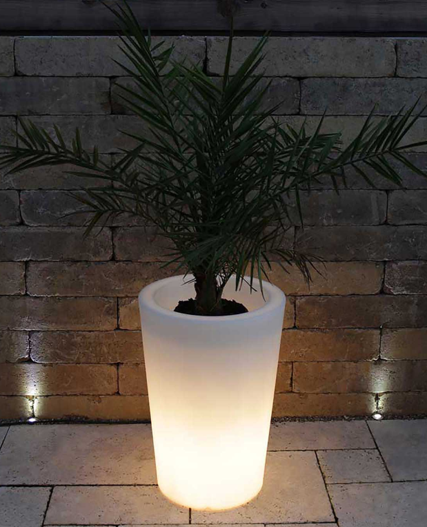 DL11486 Illuminated Planter Pot Landscape Light (420 x 600)