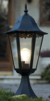 DL17703 Outdoor Post Lantern (W224 × H503mm (base 150))