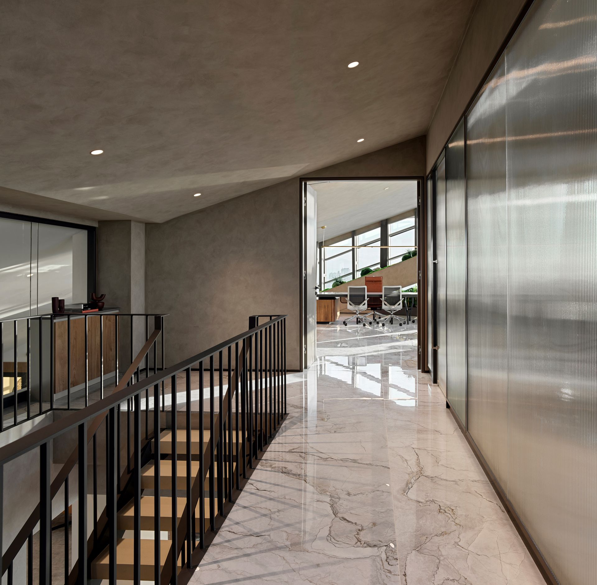 Confidential Client Office gallery image 3