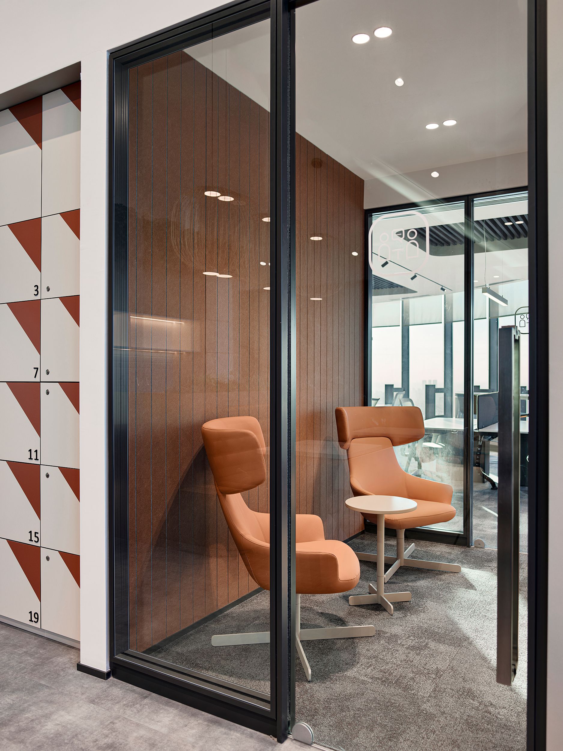 Confidential Client Office gallery image 25