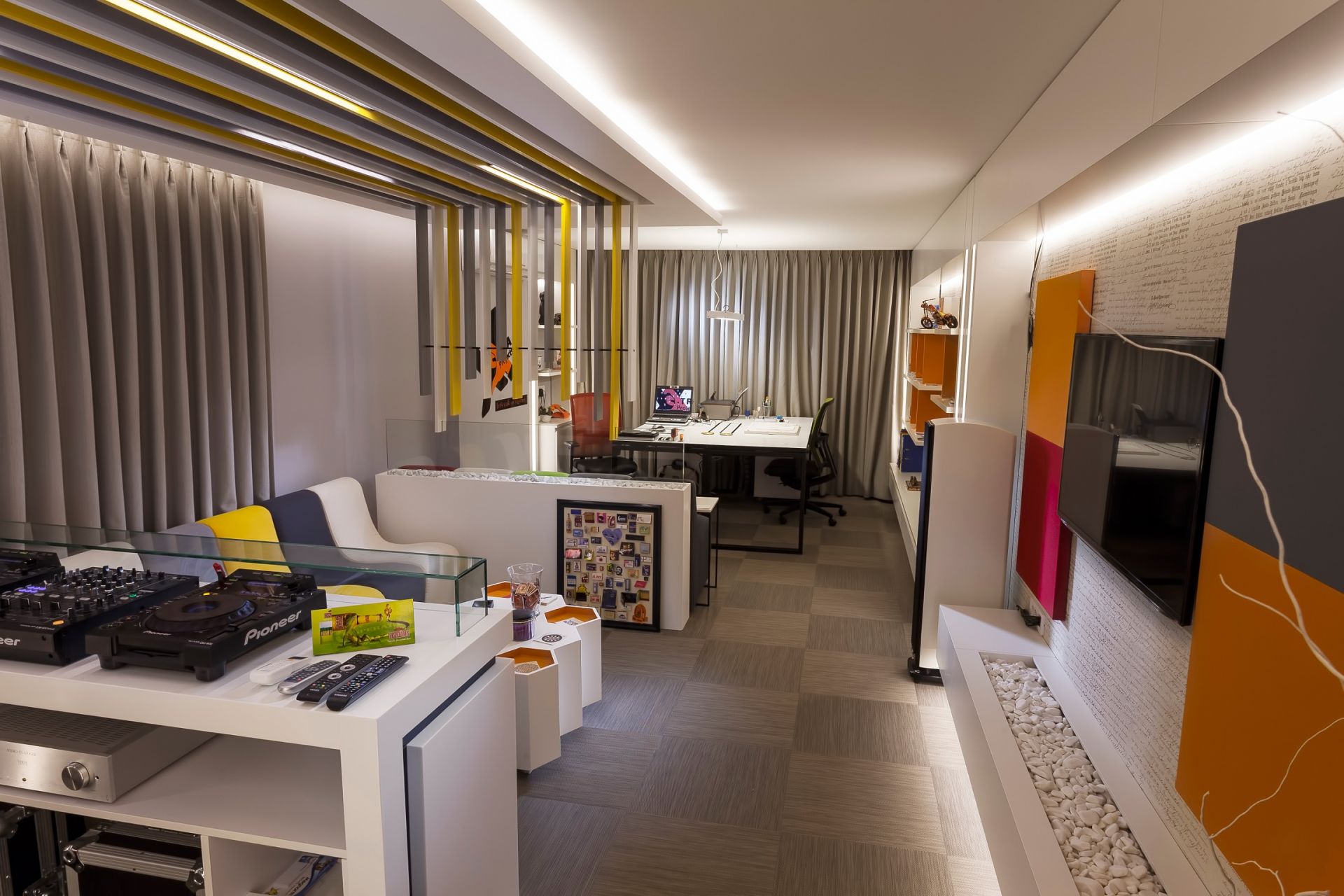 X-tra Projects gallery image 8