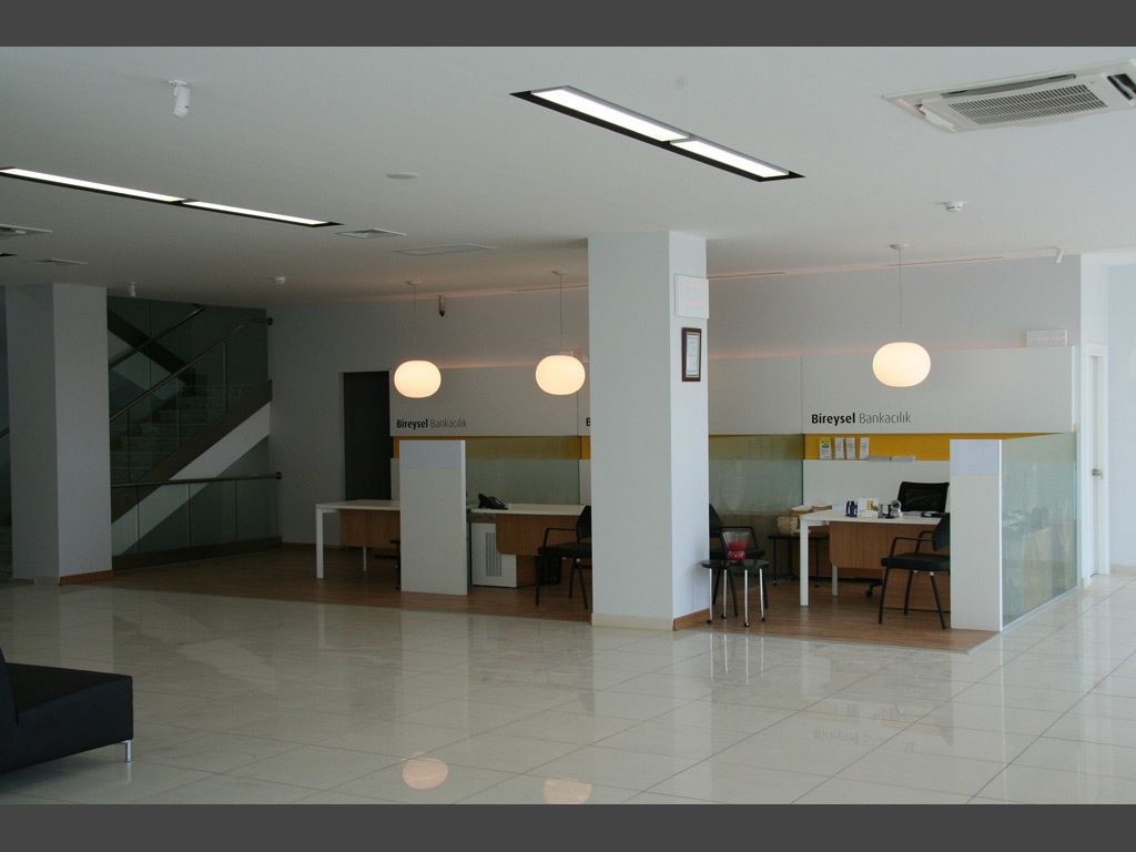 Vakıfbank - Gebze Organize Sanayi Şubesi gallery image 5