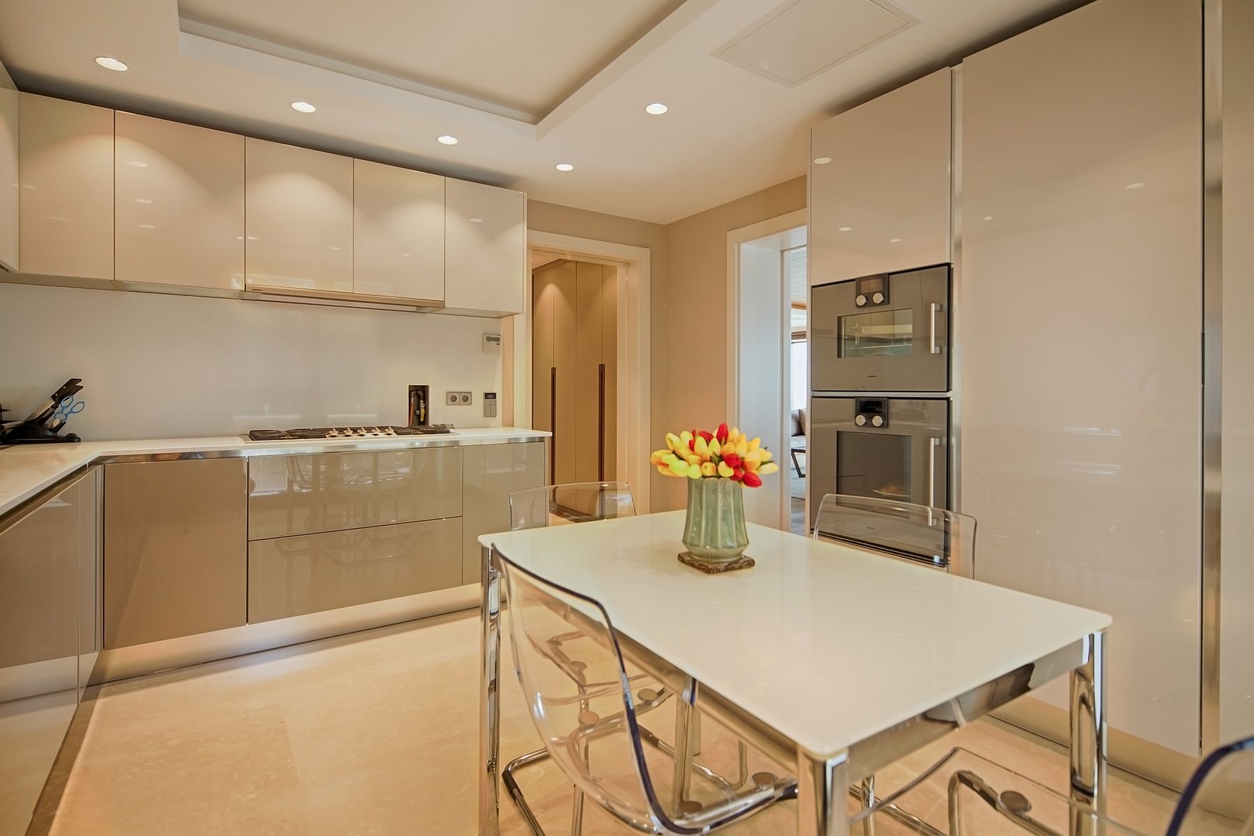 Als Evi gallery image 11
