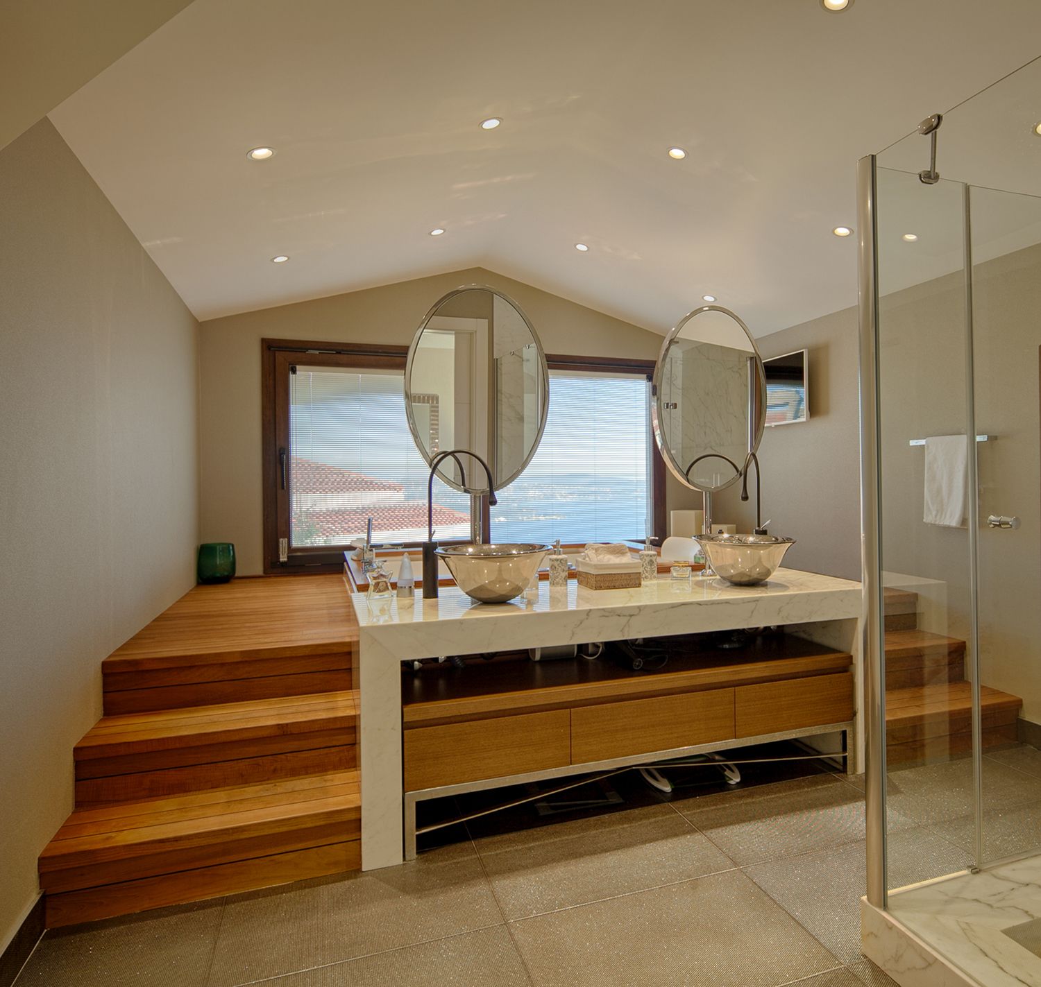 Als Evi gallery image 16