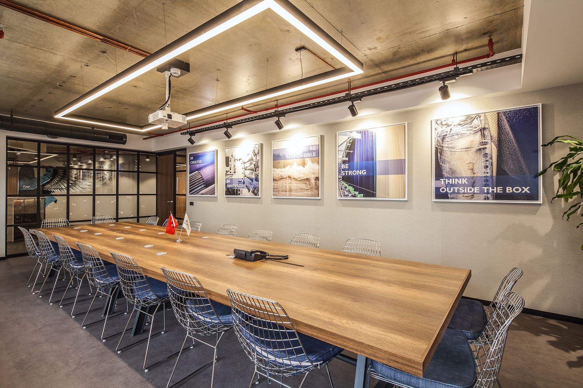 Bossa gallery image 17