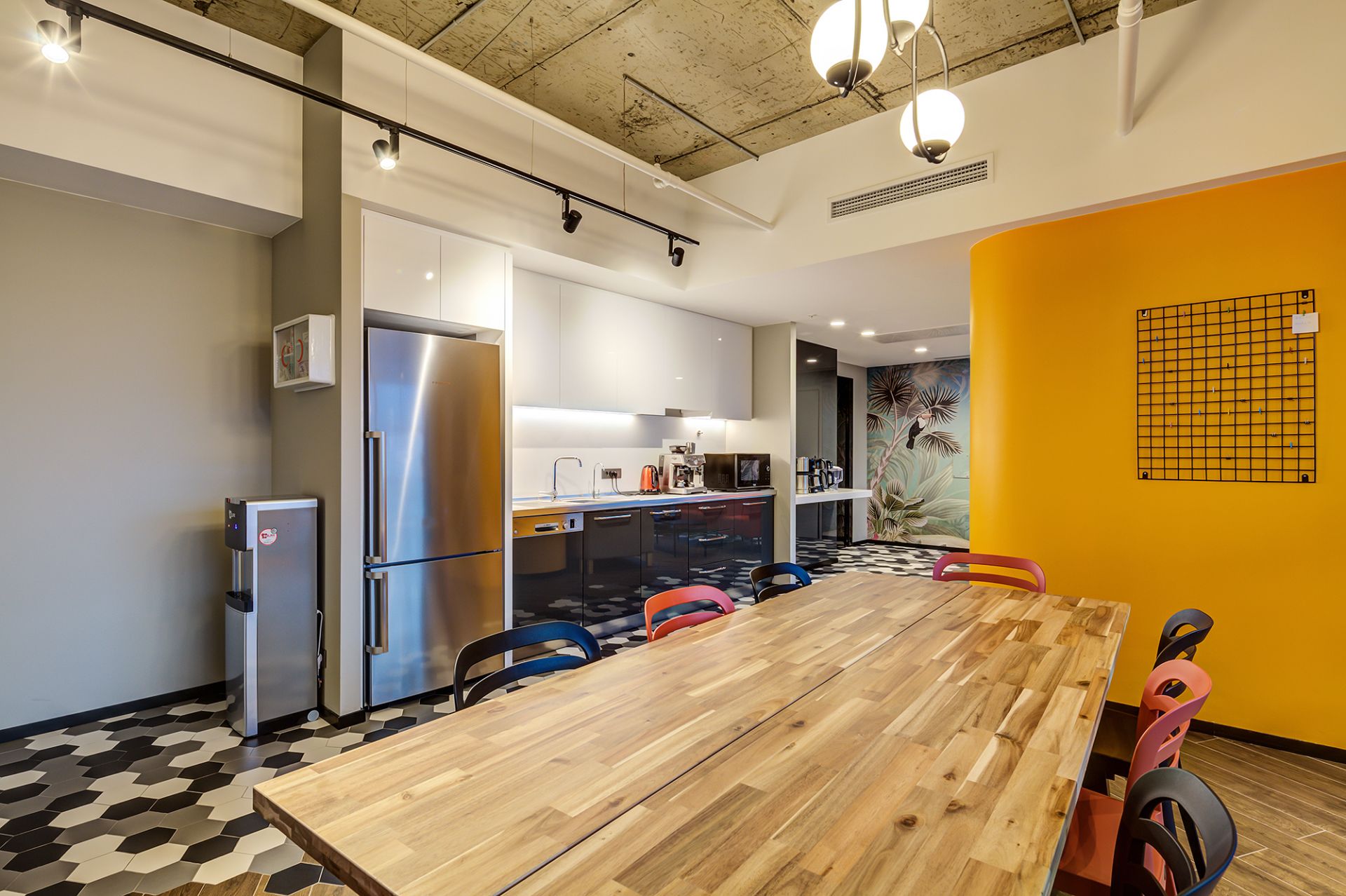 Erstream gallery image 3