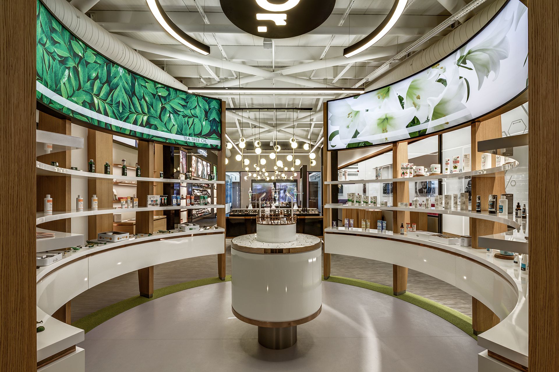 Farmasi gallery image 2