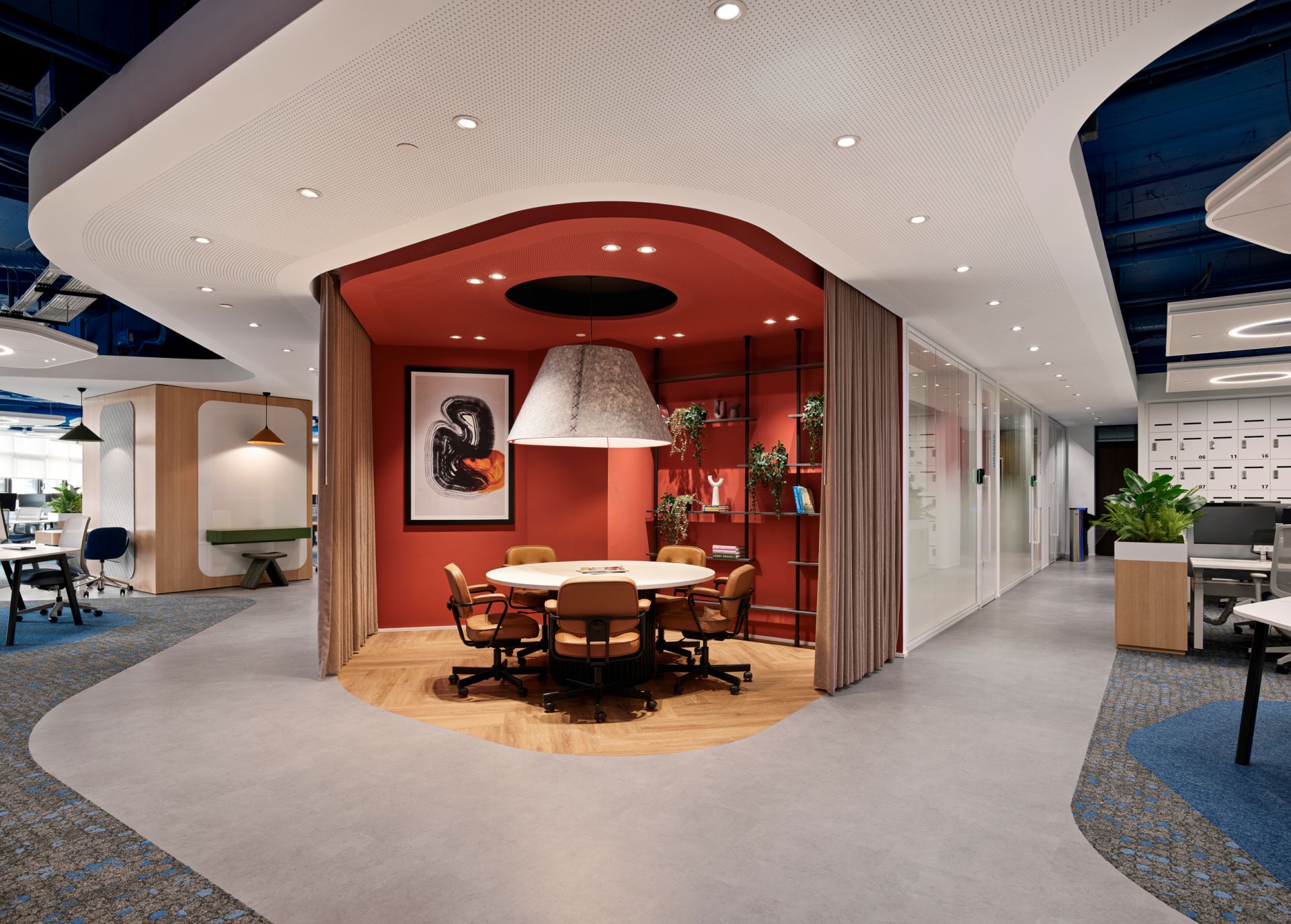 Amadeus gallery image 42