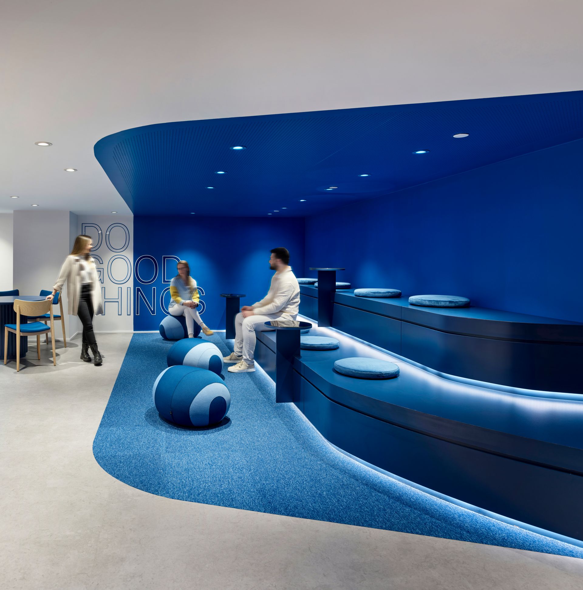 Amadeus gallery image 69