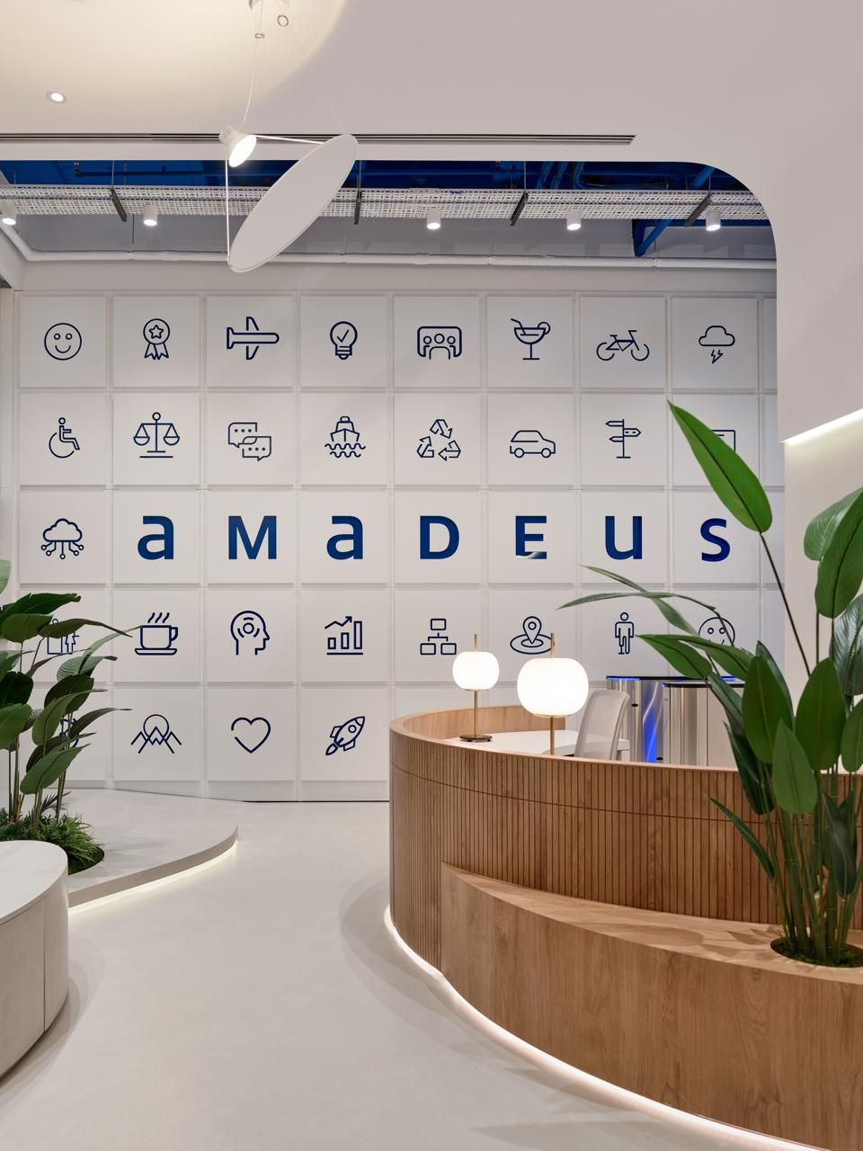 Amadeus gallery image 67